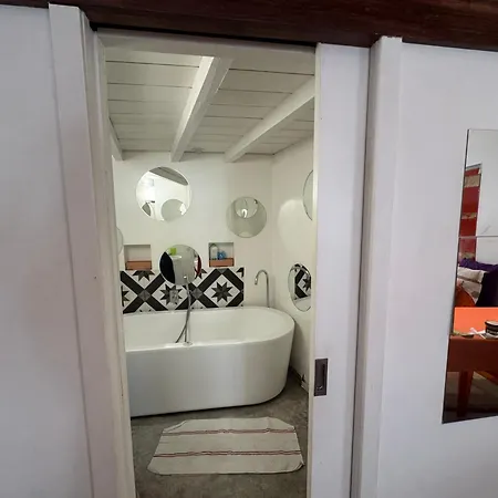 Cosy Tropez Centre 아파트 *